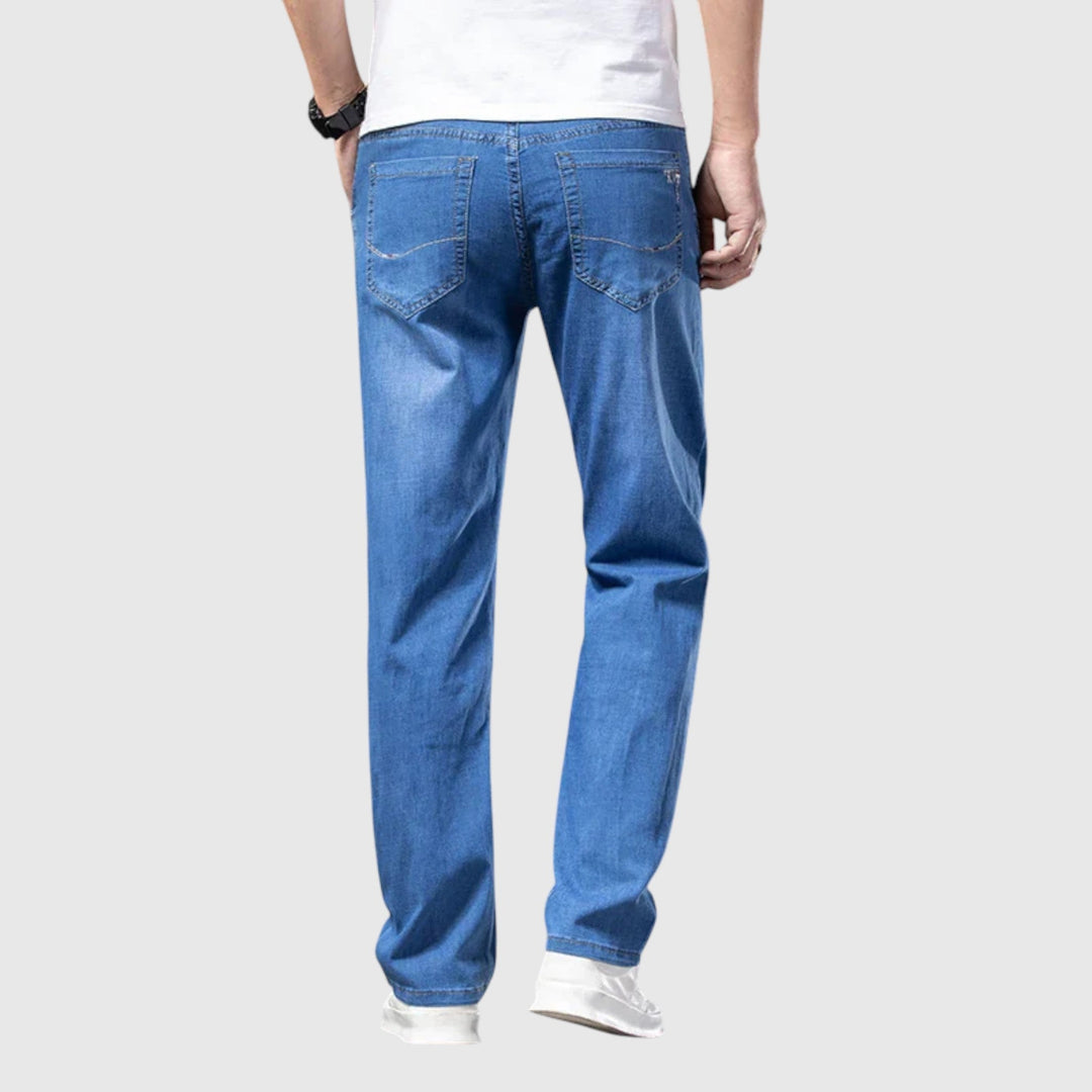 Κλασικά ίσια τζιν