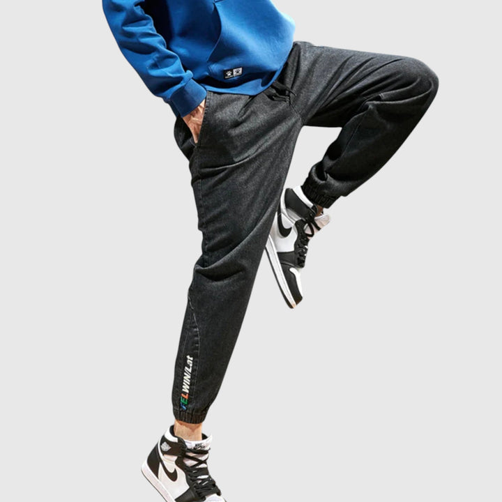 Κομψά τζιν pantelónia jogger