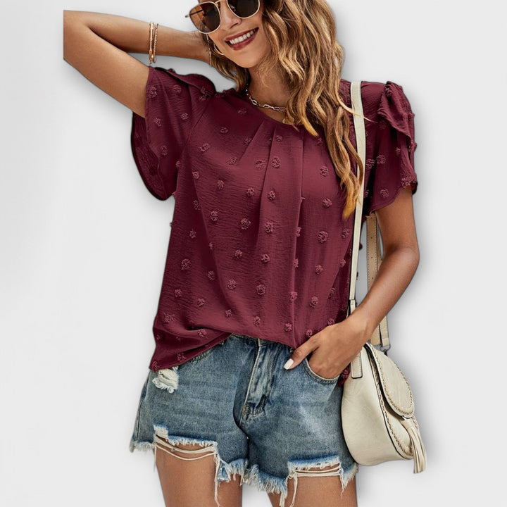 Σάρλοτ - Τέλεια μπλούζα με κοπίδες